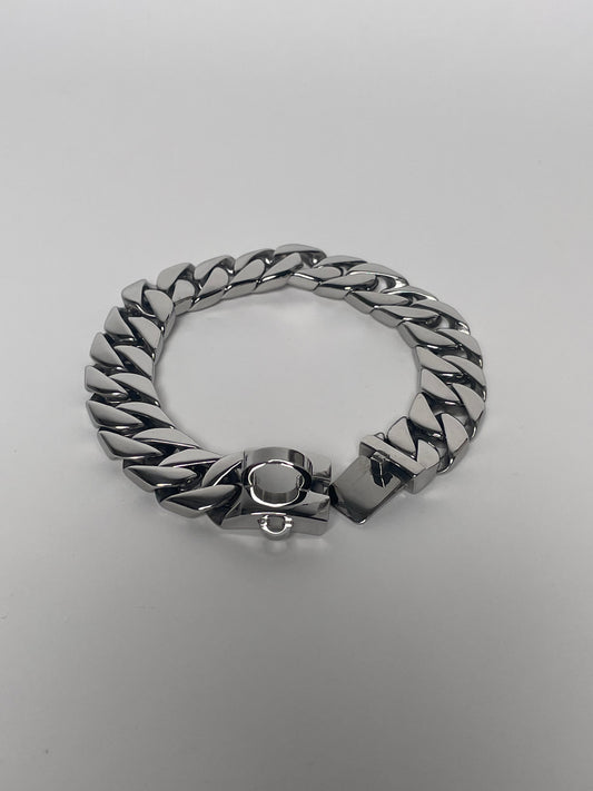 Das klassische Montaé Halsband